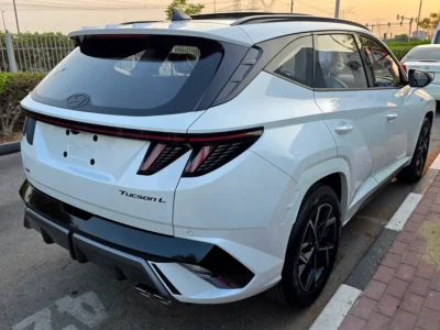 2025 Hyundai Tucson N Line 4 Cylinders Petrol Engine White Black SUV Automatic