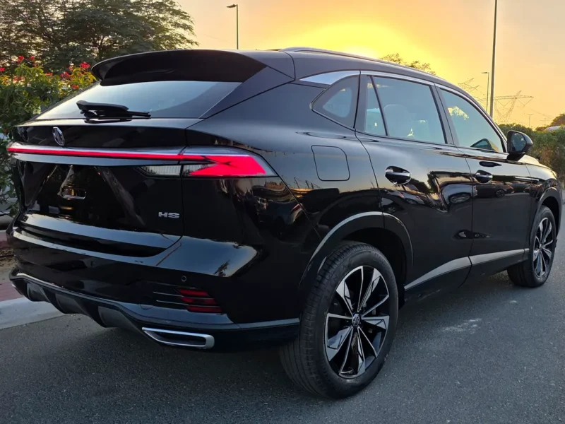 2025 MG HS 1.5 Litres 4 Cylinder Petrol Engine Black Orange Crossover Full option