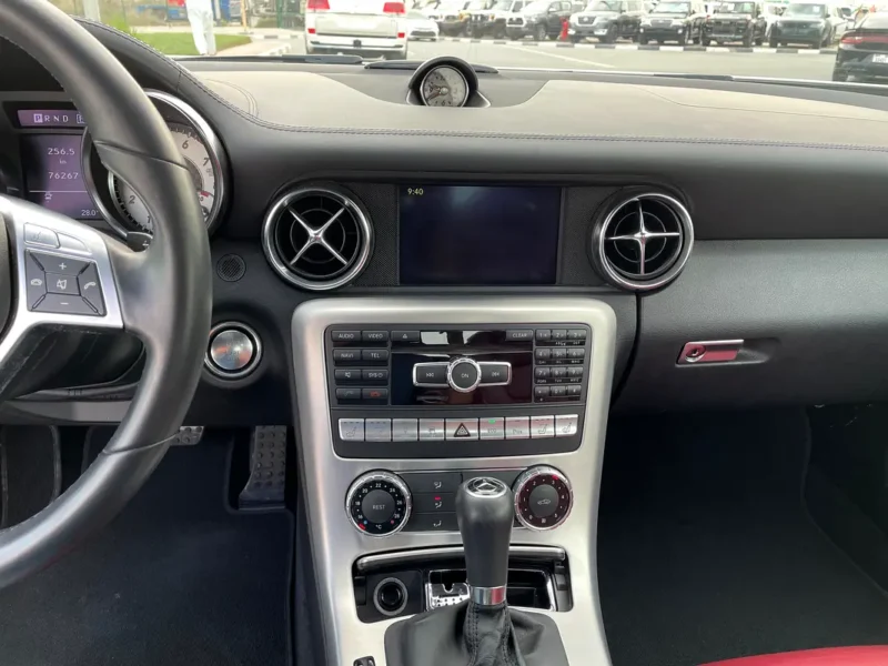 2012 Mercedes-Benz SLK 350 Blueefficiency 6 Cylinders White Red Convertible Full option