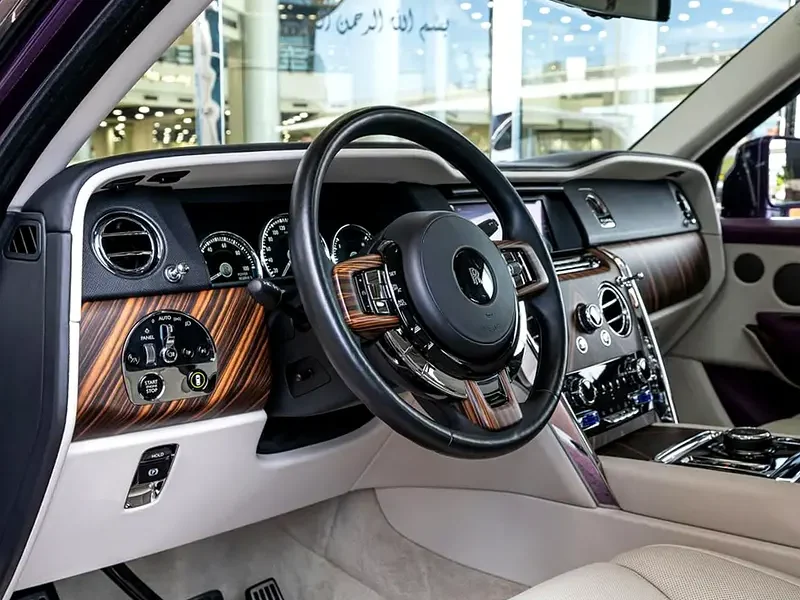 2019 Rolls-Royce Cullinan Silver Badge 6.75-liter twin-turbo V12 Engine Purple White SUV