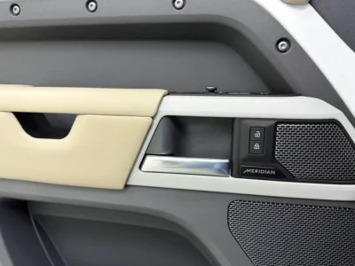 2022 Land Rover Defender 110 HSE (P400) 6 Cylinders Petrol Engine White Beige SUV