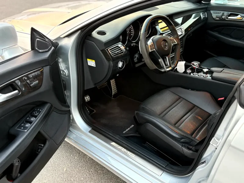 2011 Mercedes-Benz CLS-Class CLS 63 AMG 6.3L V8 BITURBO Engine Silver Black Sedan
