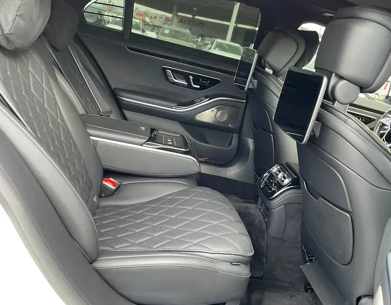 2022 Mercedes-Benz S-Class S 580 4Matic 8 Cylinders Engine White Black Sedan FULL OPTION