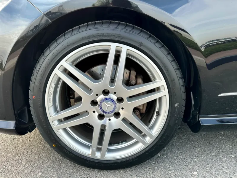 2012 Mercedes-Benz E-Class E 350 3.5 Litres V6 Petrol Engine Black Sedan Clean Car