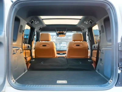 2025 BYD Leopard 5 Ultra 210KM 1.5 Litres 4 Cylinders Hybrid Engine White Tan SUV