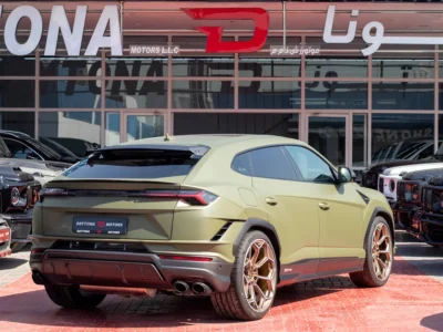2024 Lamborghini Urus Performante V8 Twin Turbo Petrol Engine 4.0 Litres Green Black SUV