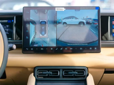 2025 BYD Leopard 5 Ultra 120KM 1.5 Litres 4 Cylinders Hybrid Engine Black Tan SUV