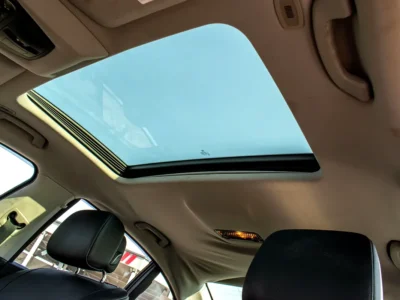 2012 BMW 7-Series 750Li 4.4 Litres 8 Cylinders Hybrid Engine White Black Sedan