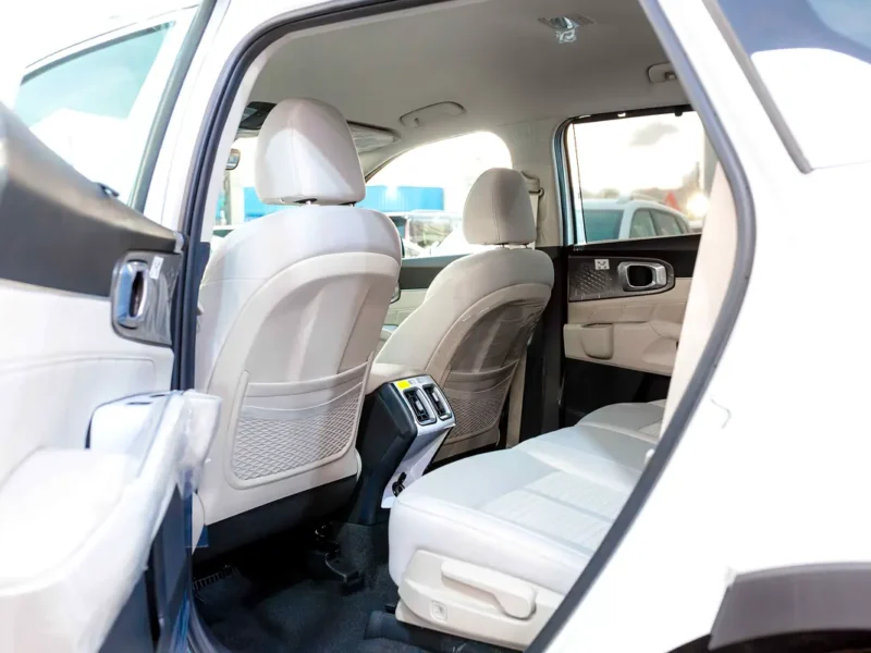 2025 Kia Sorento DLX AWD 3.5 Litres 6 Cylinders Petrol Engine White SUV GCC Specs