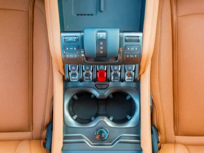 2025 BYD Leopard 5 Ultra 210KM 1.5 Litres 4 Cylinders Hybrid Engine White Tan SUV