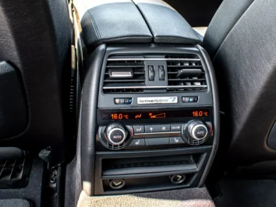 2012 BMW 7-Series 750Li 4.4 Litres 8 Cylinders Hybrid Engine White Black Sedan