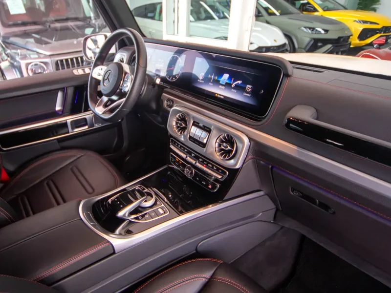 2021 Mercedes-Benz G-Class G 550 V8 Twin Turbo Petrol Engine 4.0 Litres White Black SUV