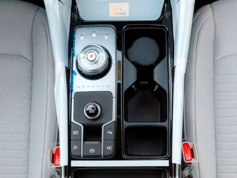 2025 Kia Sorento DLX AWD 3.5 Litres 6 Cylinders Petrol Engine White SUV GCC Specs