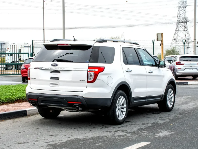 2015 Ford Explorer Limited 3.5 Litres 6 Cylinders Petrol Engine White Black SUV