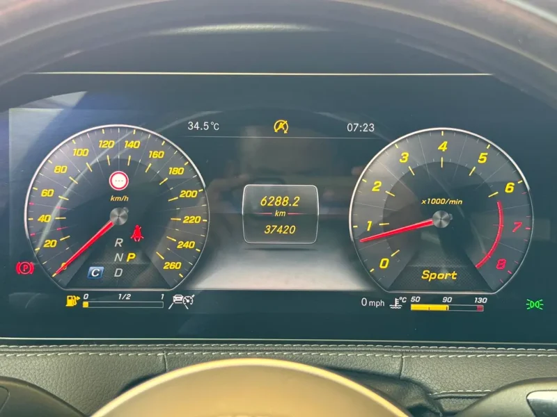 2019 Mercedes-Benz S-Class S 560 4MATIC V8 Petrol Engine White Black Sedan