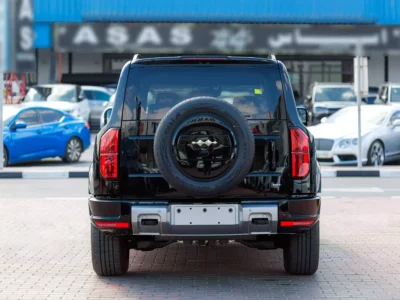 2025 BYD Leopard 5 Ultra 120KM 1.5 Litres 4 Cylinders Hybrid Engine Black Tan SUV