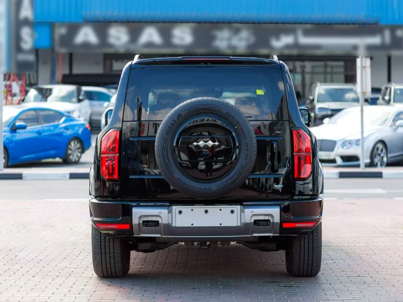 2025 BYD Leopard 5 Ultra 120KM 1.5 Litres 4 Cylinders Hybrid Engine Black Tan SUV