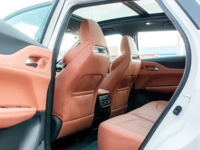 2025 Changan UNI-Z Premium 1.5 Litres Turbo Engine 4 Cylinders White Tan SUV