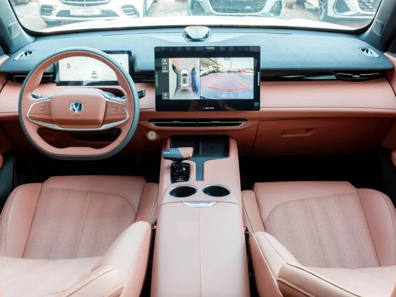 2025 Changan UNI-Z Premium 1.5 Litres Turbo Engine 4 Cylinders White Tan SUV