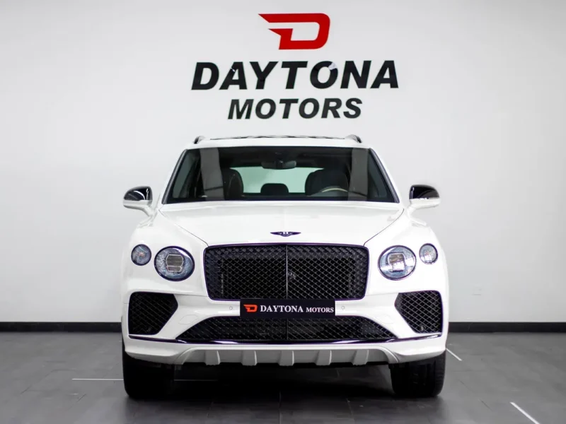 2021 Bentley Bentayga Signature V8 Petrol Engine White SUV Japanese Specs
