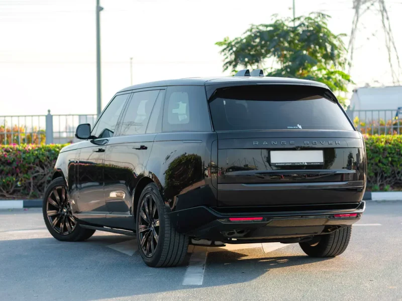 2024 Land Rover Range Rover Autobiography 4.4 Litres 8 Cylinders Engine Black Tan SUV