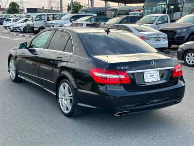 2012 Mercedes-Benz E-Class E 350 3.5 Litres V6 Petrol Engine Black Sedan Clean Car