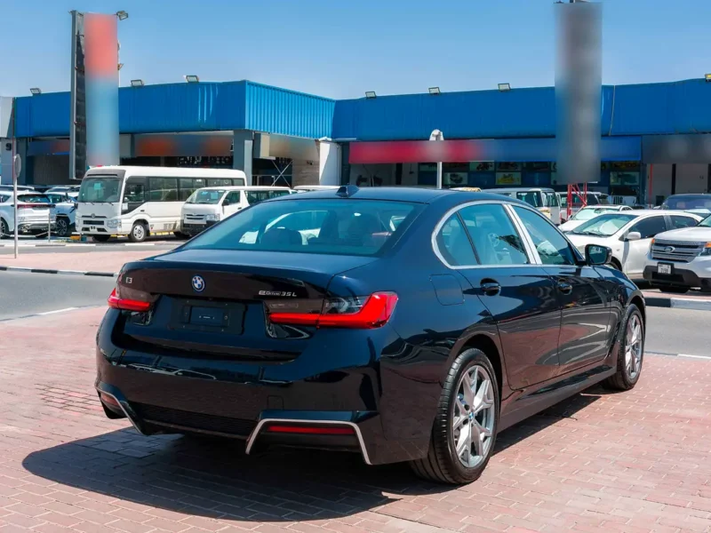 2026 BMW i3 eDrive35 L Electric Vehicle Black Red Sedan Automatic Chinese Specs