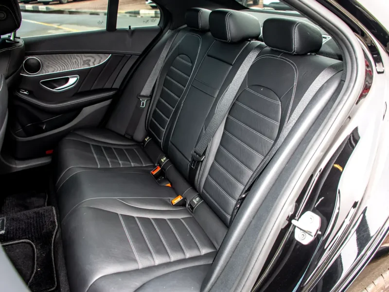 2016 Mercedes-Benz C-Class C200 2.0 Litres 4 Cylinders Petrol Engine Black Sedan