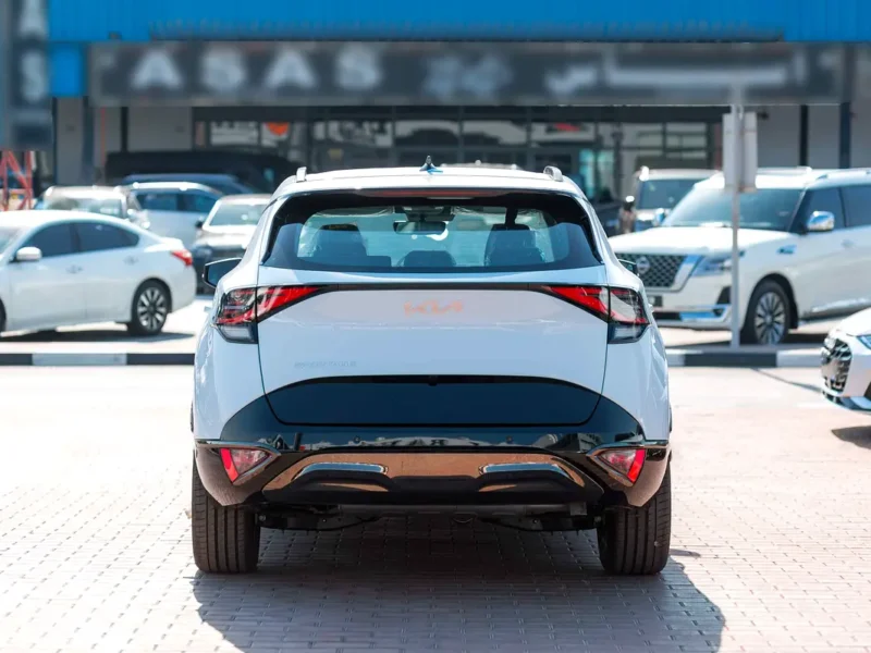 2025 Kia Sportage Other 2.0 Litres 4 Cylinders Petrol Engine White Black SUV GCC Specs