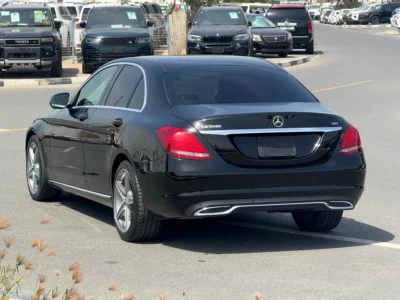 2016 Mercedes-Benz C-Class C250 4 Cylinders Petrol Engine Black Sedan CLEAN CAR