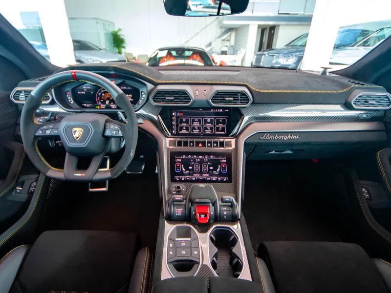 2024 Lamborghini Urus Performante V8 Twin Turbo Petrol Engine 4.0 Litres Green Black SUV