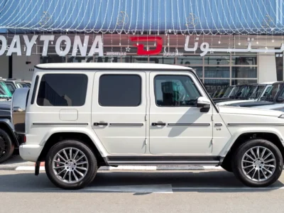 2021 Mercedes-Benz G-Class G 550 V8 Twin Turbo Petrol Engine 4.0 Litres White Black SUV