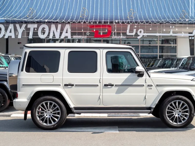 2021 Mercedes-Benz G-Class G 550 V8 Twin Turbo Petrol Engine 4.0 Litres White Black SUV