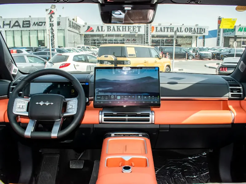 2025 BYD Leopard Titanium 7 4WD Ultra 4 Cylinder Hybrid Engine Black Orange SUV