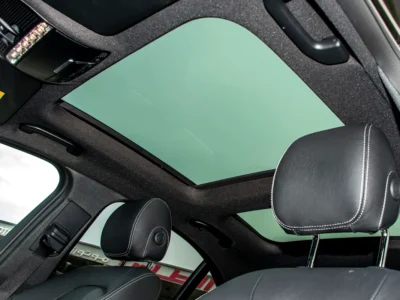 2016 Mercedes-Benz C-Class C200 2.0 Litres 4 Cylinders Petrol Engine Black Sedan