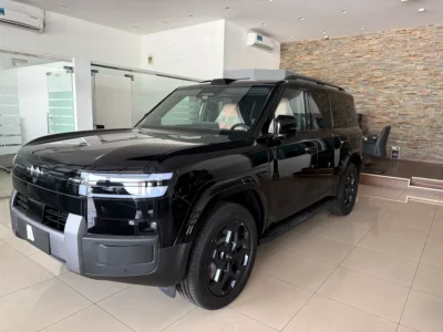 2025 BYD Leopard Titanium 7 4WD Ultra 4 Cylinder Hybrid Engine Black Orange SUV