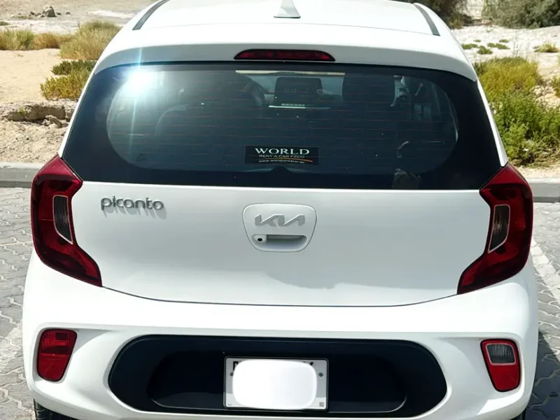 2023 Kia Picanto LX 4 Cylinders Petrol Engine White Black Hatchback GCC Specs