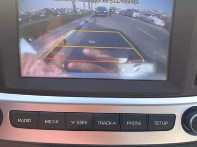 2023 Hyundai Accent GL 4 Cylinders Petrol Engine White Grey Sedan GCC Specs