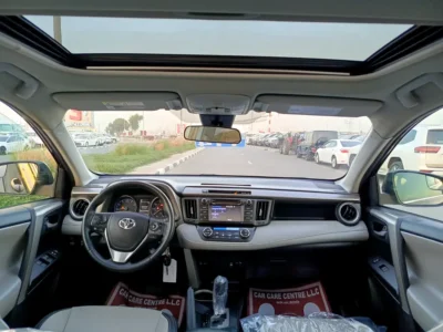 2018 Toyota Rav 4 XLE 4 Cylinders Petrol Engine Black Beige SUV American Specs