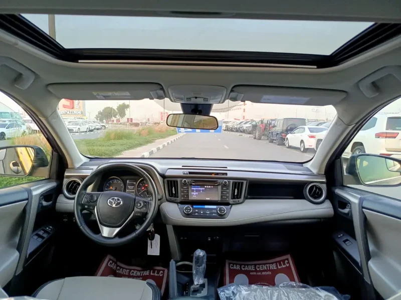 2018 Toyota Rav 4 XLE 4 Cylinders Petrol Engine Black Beige SUV American Specs