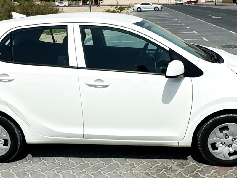 2023 Kia Picanto LX 4 Cylinders Petrol Engine White Black Hatchback GCC Specs