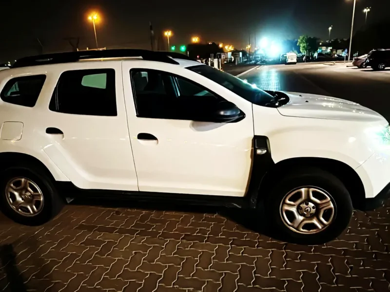 2023 Renault Duster LE 4 Cylinders Petrol Engine White Grey SUV GCC Specs