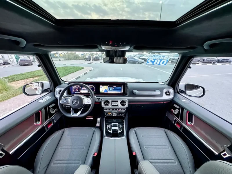 2024 Mercedes-Benz G-Class G 400 d 6 Cylinders Diesel Engine White Black SUV