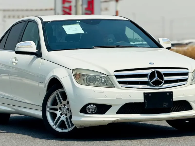 2008 Mercedes-Benz C-Class C250 6 Cylinders Engine White Black Sedan Neat & Clean Car