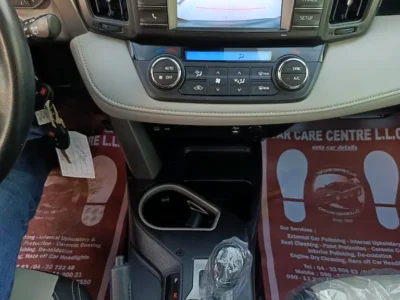 2018 Toyota Rav 4 XLE 4 Cylinders Petrol Engine Black Beige SUV American Specs