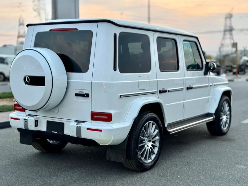 2024 Mercedes-Benz G-Class G 400 d 6 Cylinders Diesel Engine White Black SUV