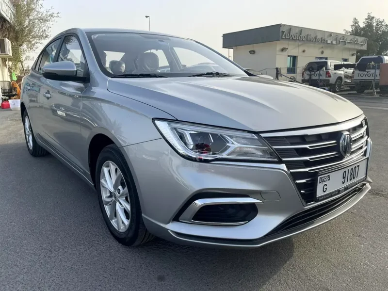 2024 MG MG5 Standard 4 Cylinders Petrol Engine Silver Grey Sedan GCC Specs