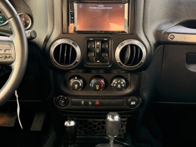 2017 JEEP WRANGLER SPORT V6 Petrol Engine 3.6 Litres Blue Black SUV 4WD