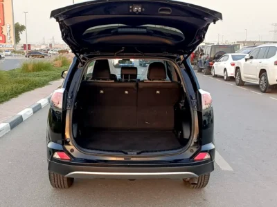 2018 Toyota Rav 4 XLE 4 Cylinders Petrol Engine Black Beige SUV American Specs