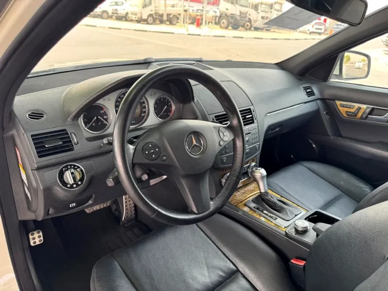 2008 Mercedes-Benz C-Class C250 6 Cylinders Engine White Black Sedan Neat & Clean Car